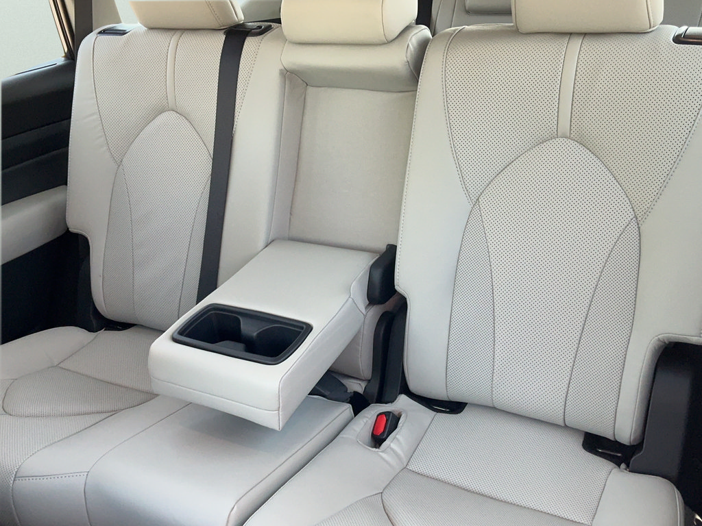 New 2026 Toyota Grand Highlander FWD image 25