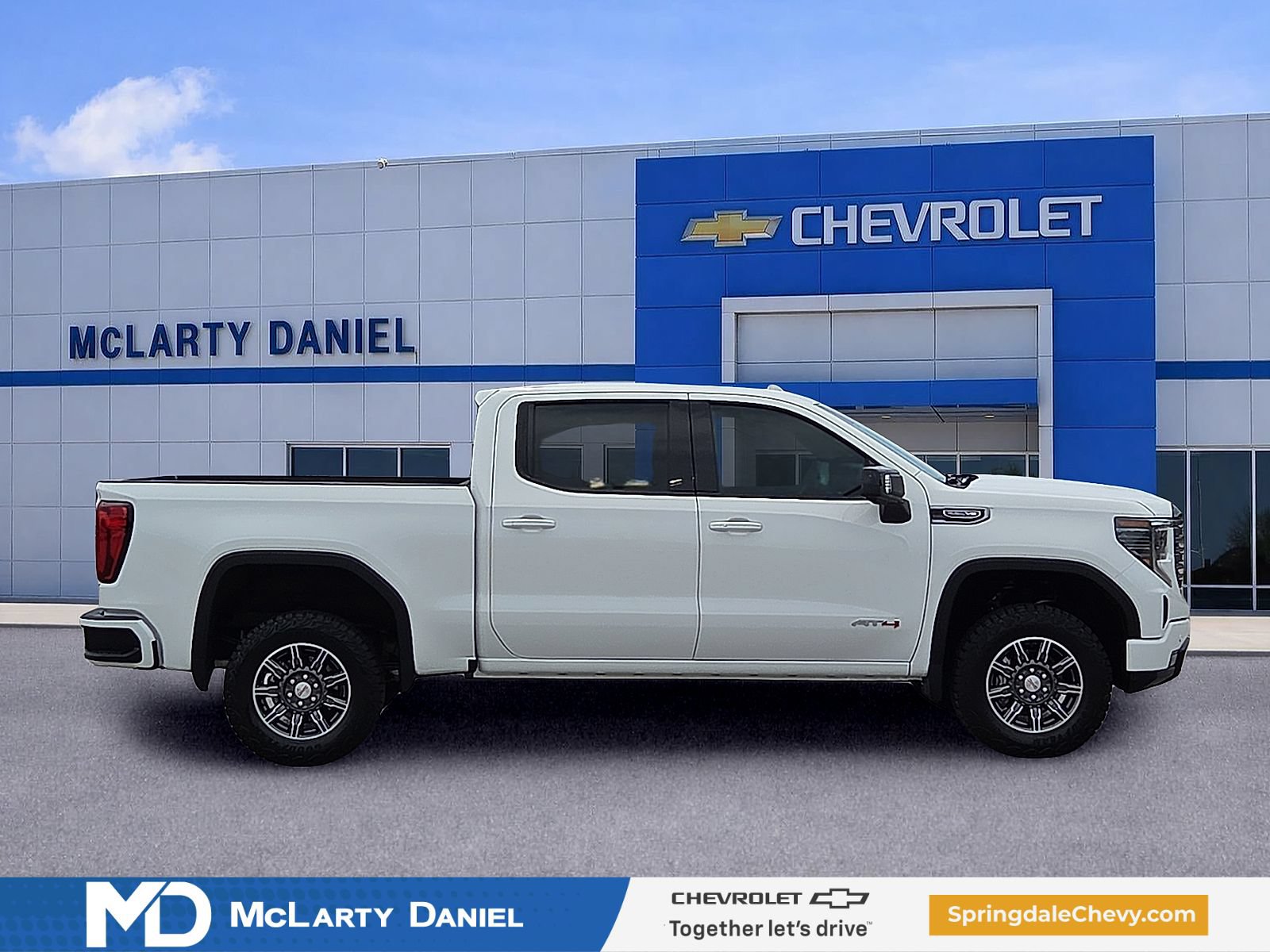 Certified 2025 GMC Sierra 1500 AT4 AWD/4WD image 6