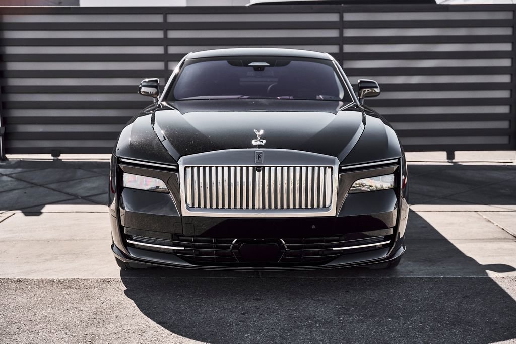 Used 2025 Rolls-Royce Spectre w/ Spectre Launch Package image 14