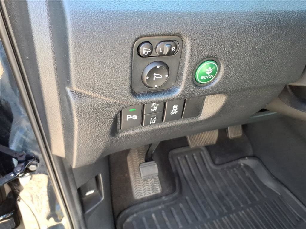 Used 2021 Honda Pilot Elite image 25