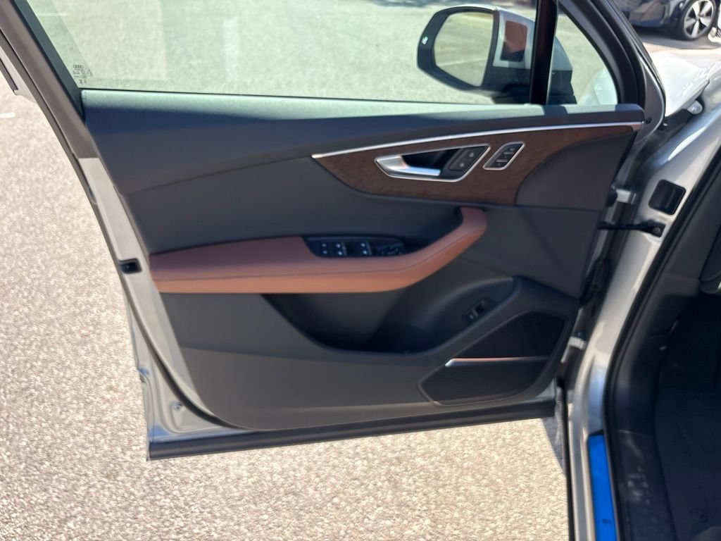 New 2026 Audi Q7 Premium Plus AWD/4WD image 10