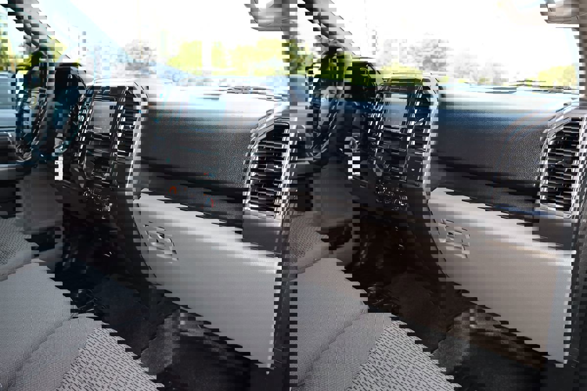 Used 2016 Ford F150 XLT image 19