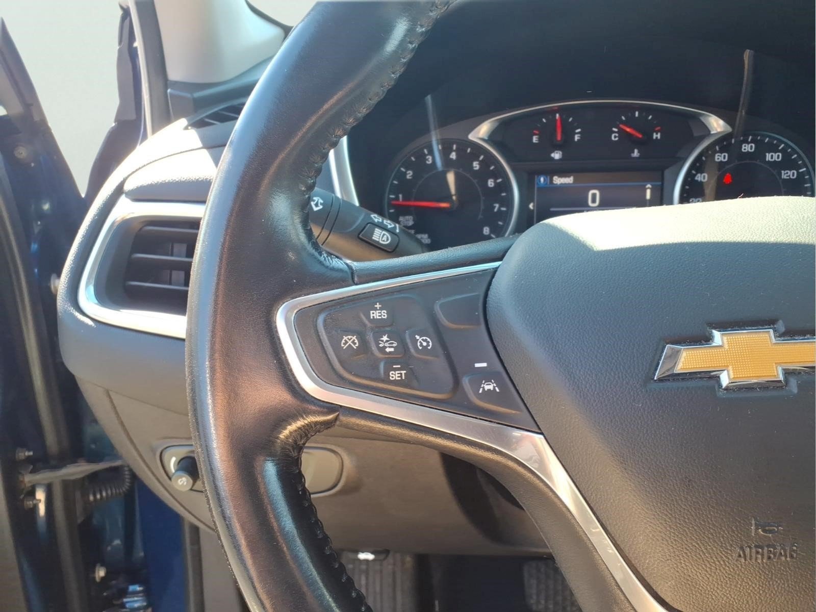 Used 2022 Chevrolet Equinox LT FWD image 10