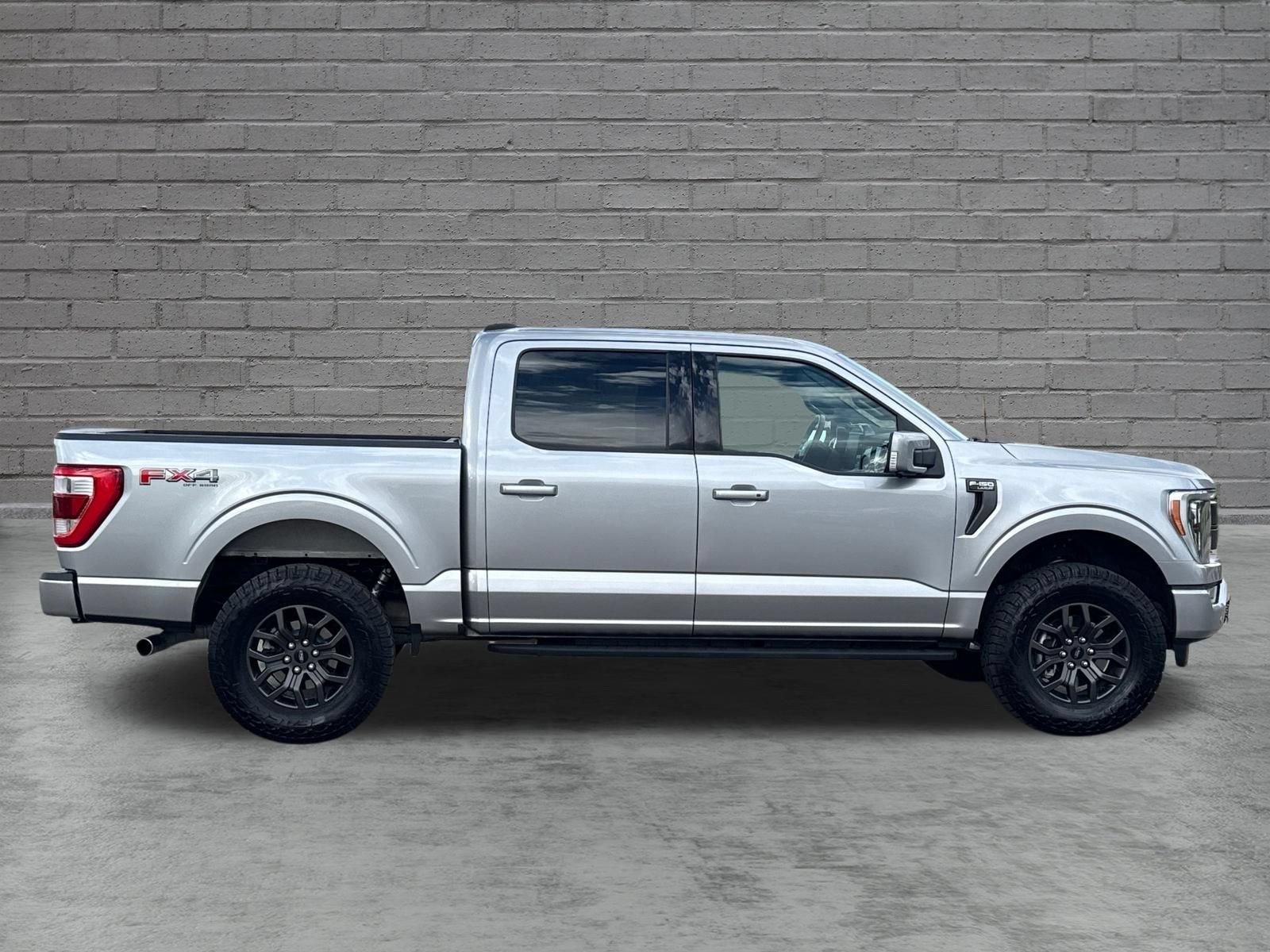 Used 2023 Ford F150 Lariat w/ Equipment Group 502A High AWD/4WD image 9
