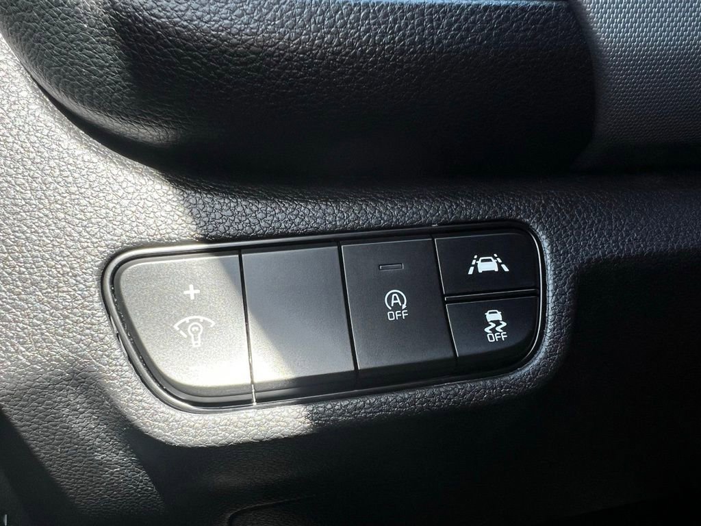 Used 2023 Kia Seltos LX AWD/4WD image 37