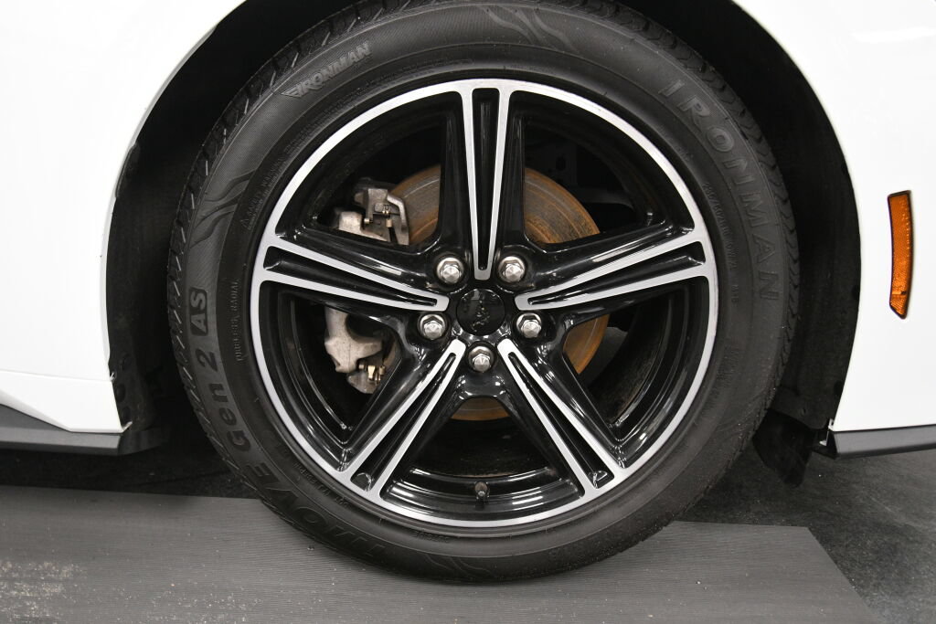 Used 2024 Ford Mustang Premium RWD image 25