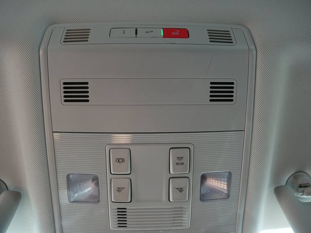 Certified 2025 Volkswagen Jetta S FWD image 36