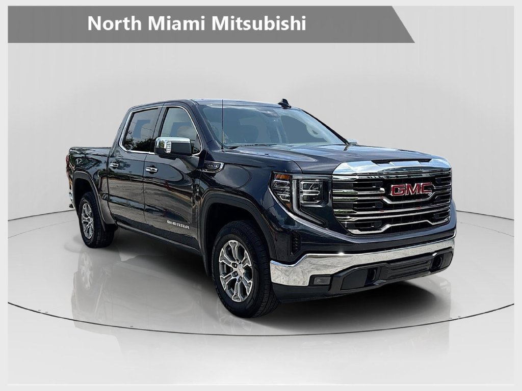 Used 2024 GMC Sierra 1500 SLT RWD image 1