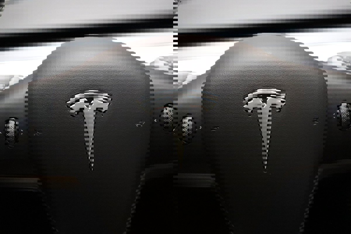 Used 2023 Tesla Model 3 Standard Range image 49
