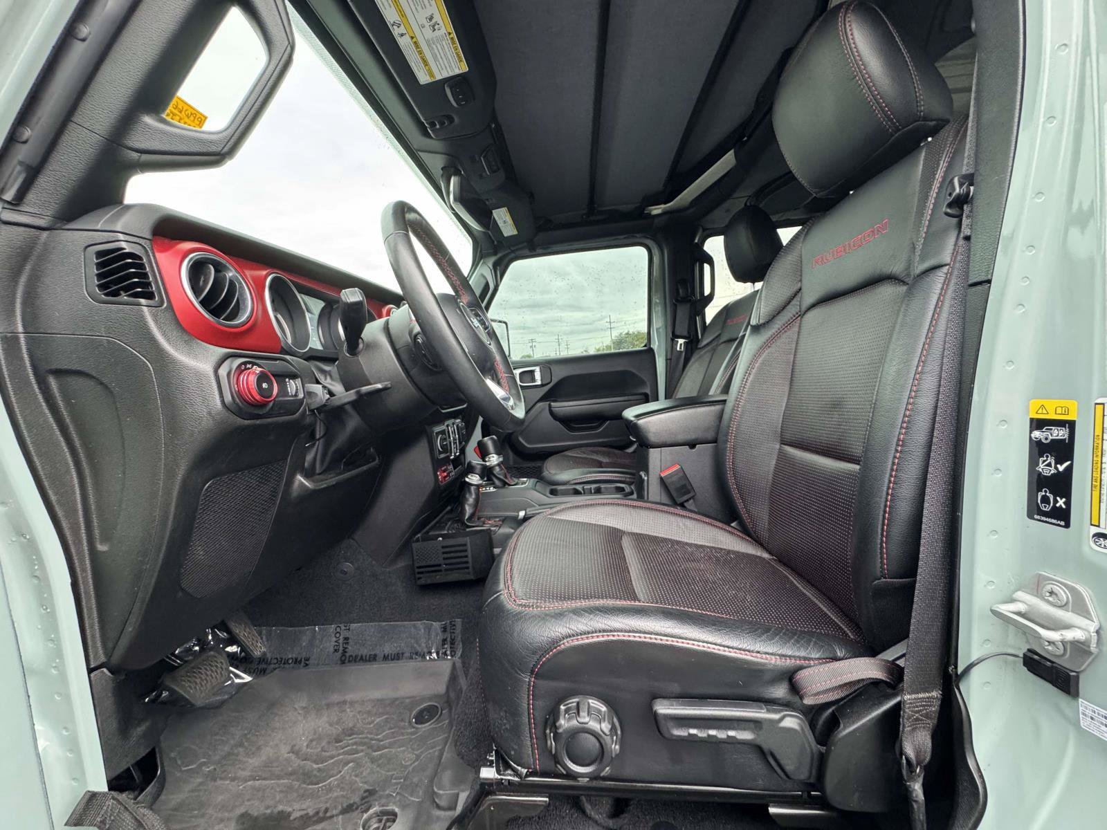 Used 2023 Jeep Wrangler Unlimited Rubicon w/ Cold Weather Group AWD/4WD image 23