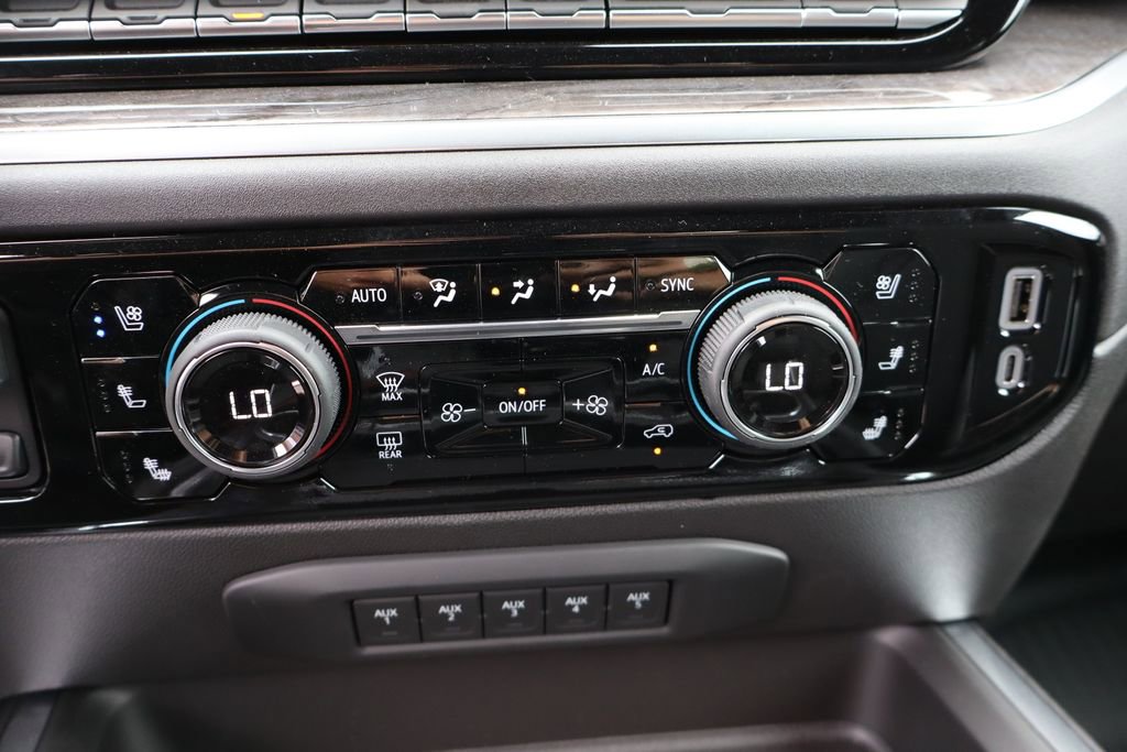 New 2025 Chevrolet Silverado 3500 LTZ w/ LTZ Premium Package image 26