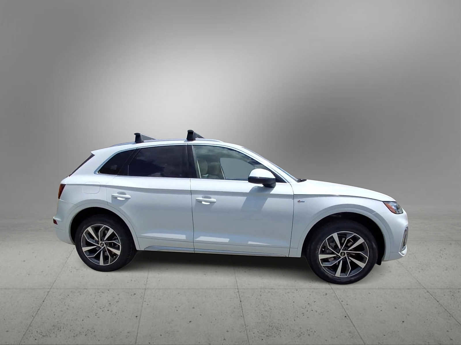 Certified 2023 Audi Q5 2.0T Premium Plus w/ Premium Plus Package AWD/4WD image 9