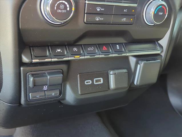 Used 2024 Chevrolet Silverado 1500 Custom w/ Turbomax Blackout Package AWD/4WD image 21