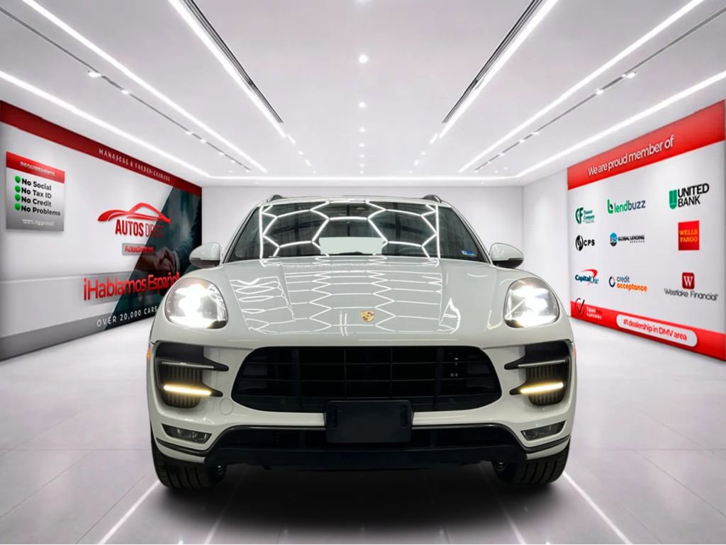 Used 2017 Porsche Macan Turbo AWD/4WD image 3