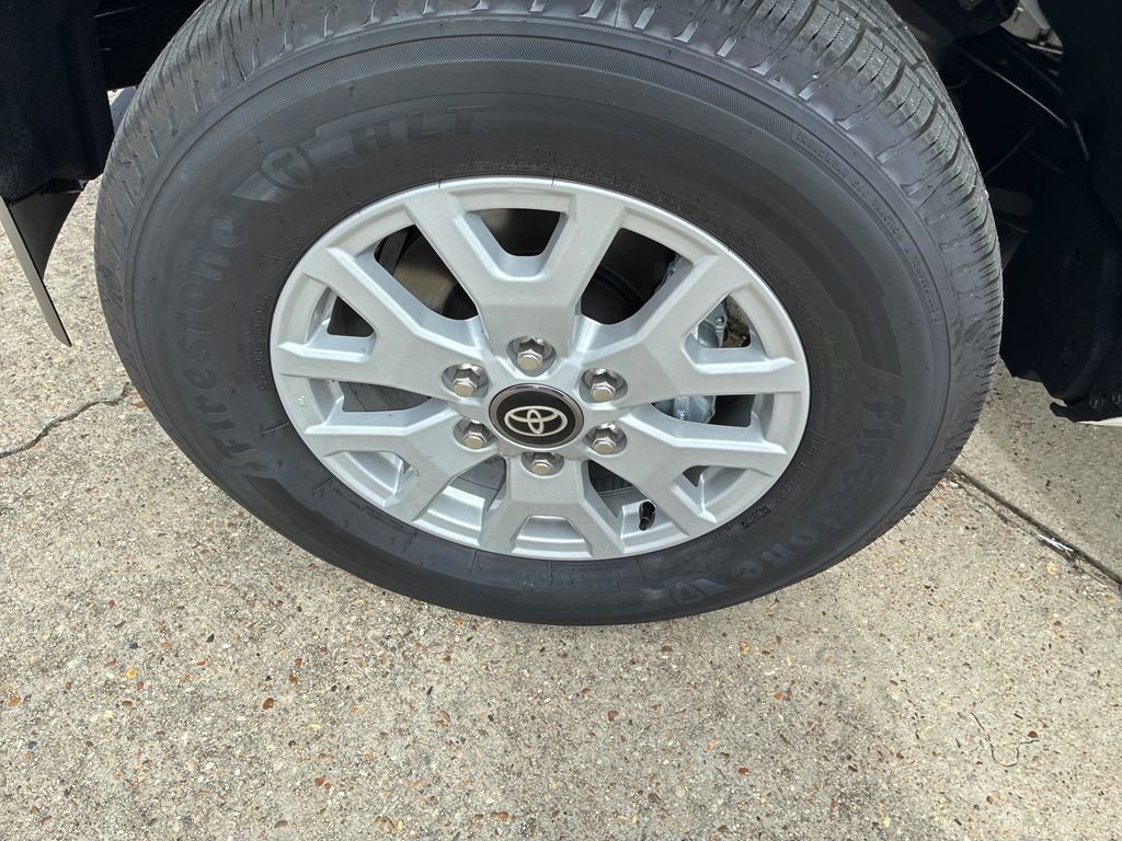 New 2026 Toyota Tacoma SR5 image 31