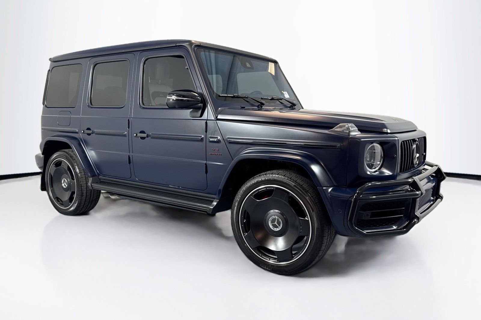 Certified 2021 Mercedes-Benz G 63 AMG 4MATIC w/ G Manufaktur Interior Package image 3