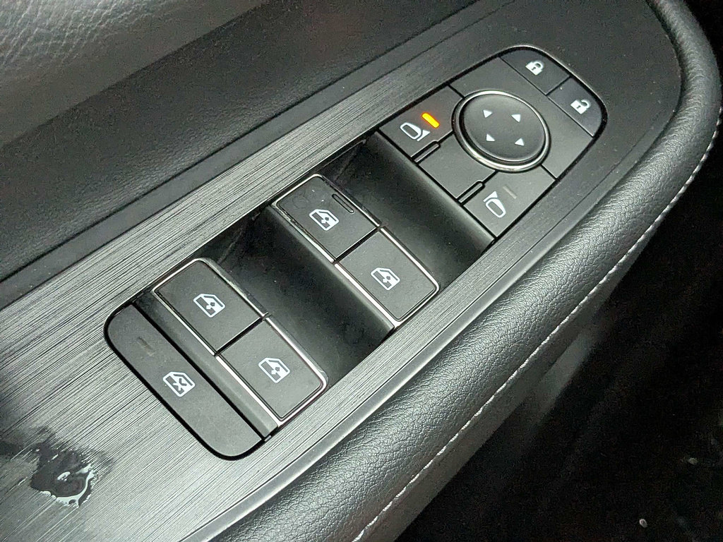 Certified 2025 Nissan Armada SV AWD/4WD image 24