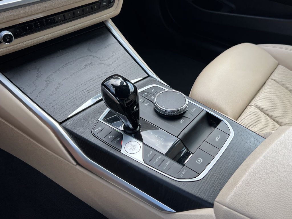 Used 2022 BMW 430i Convertible RWD image 38