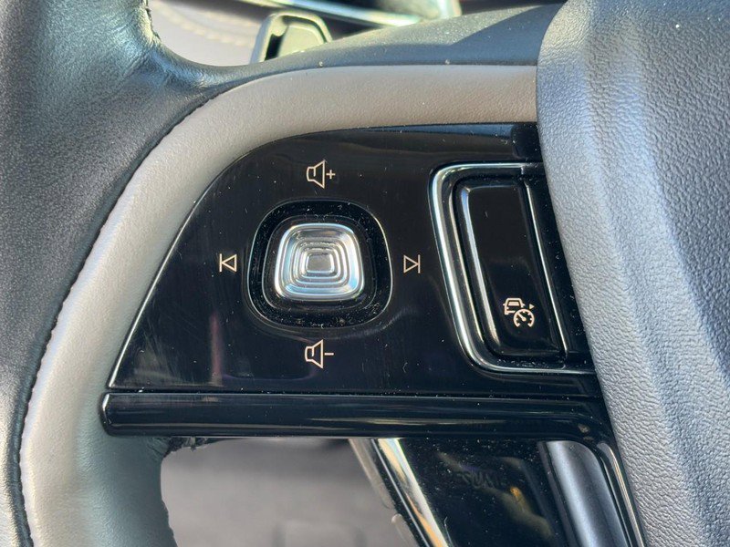 Used 2023 Lincoln Corsair Reserve w/ Jet Appearance Package image 21