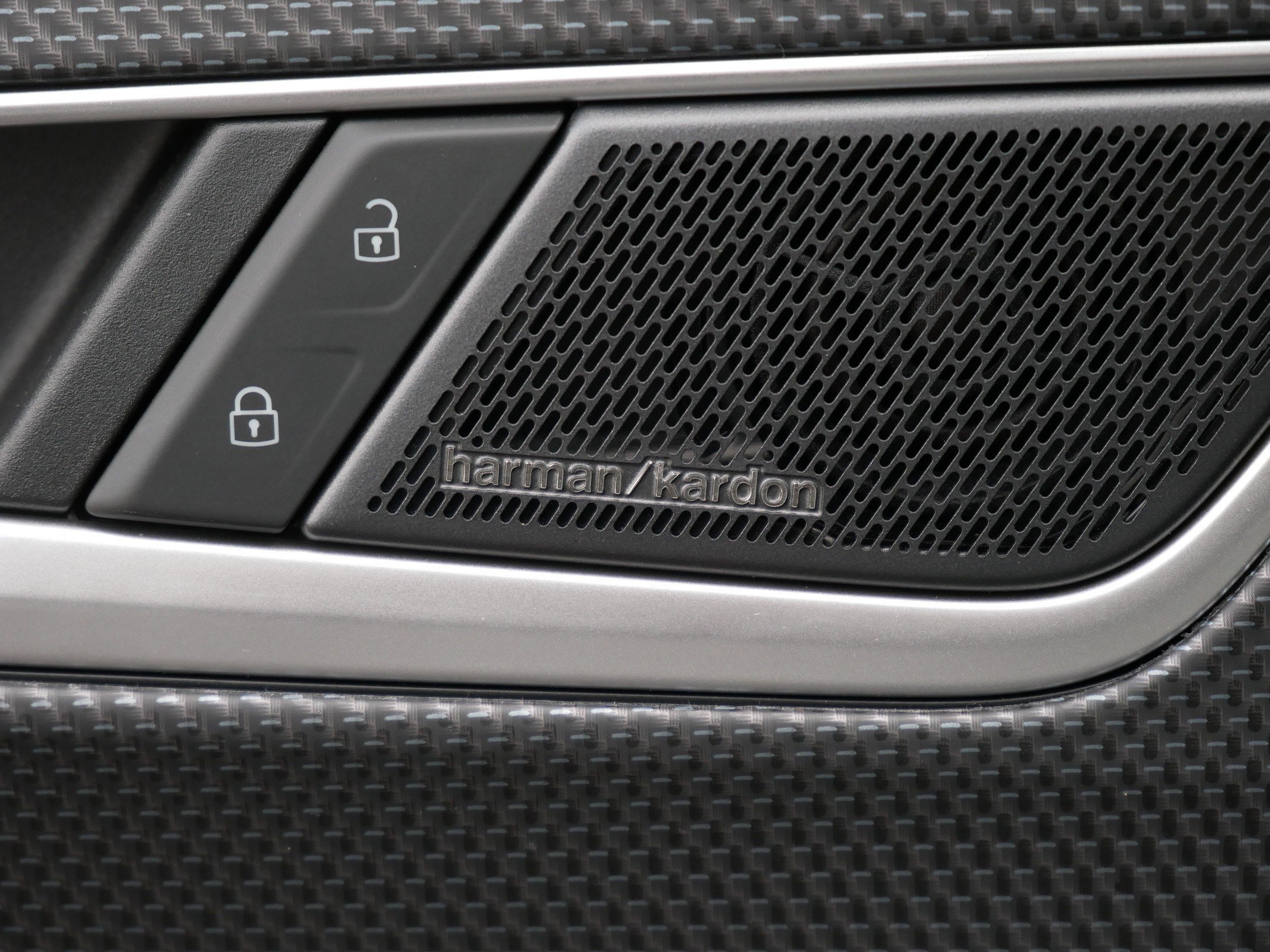 Certified 2025 Volkswagen Atlas Cross Sport SEL Premium R-Line image 27