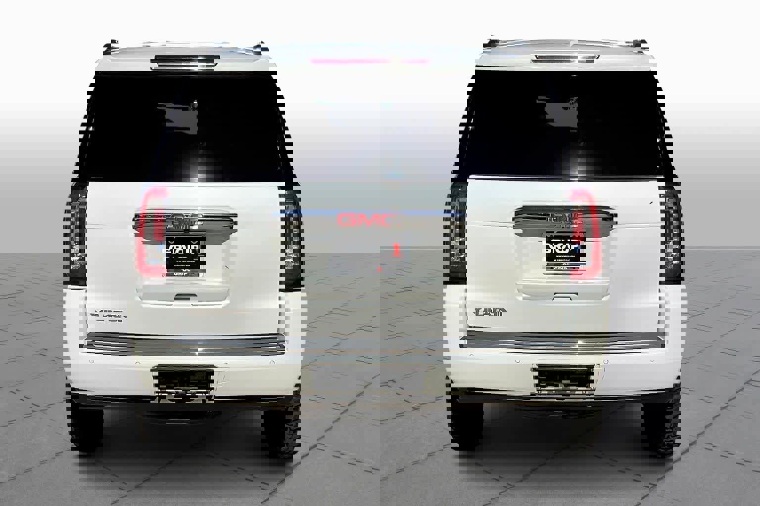 Used 2019 GMC Yukon Denali w/ Open Road Package image 4