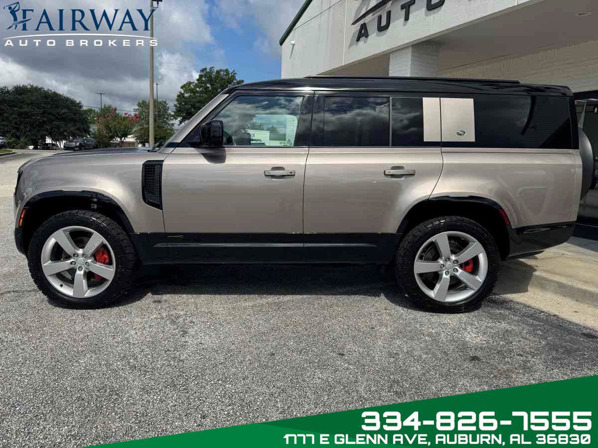 Used 2023 Land Rover Defender 130 X image 9