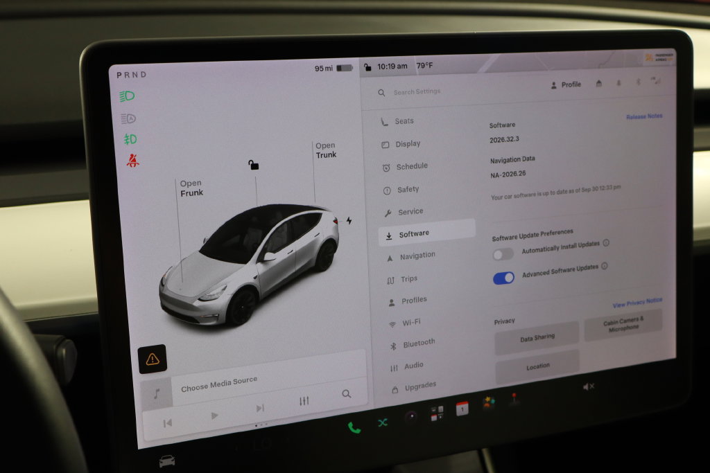 Used 2020 Tesla Model Y Long Range AWD/4WD image 39