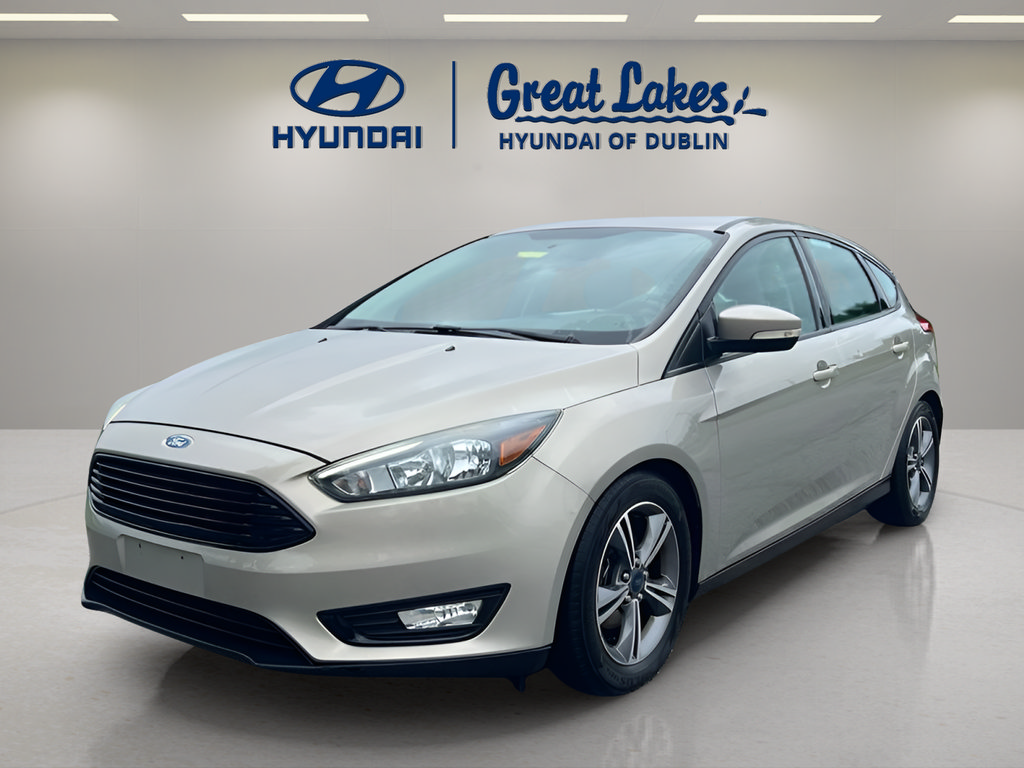 Used 2016 Ford Focus SE FWD image 1