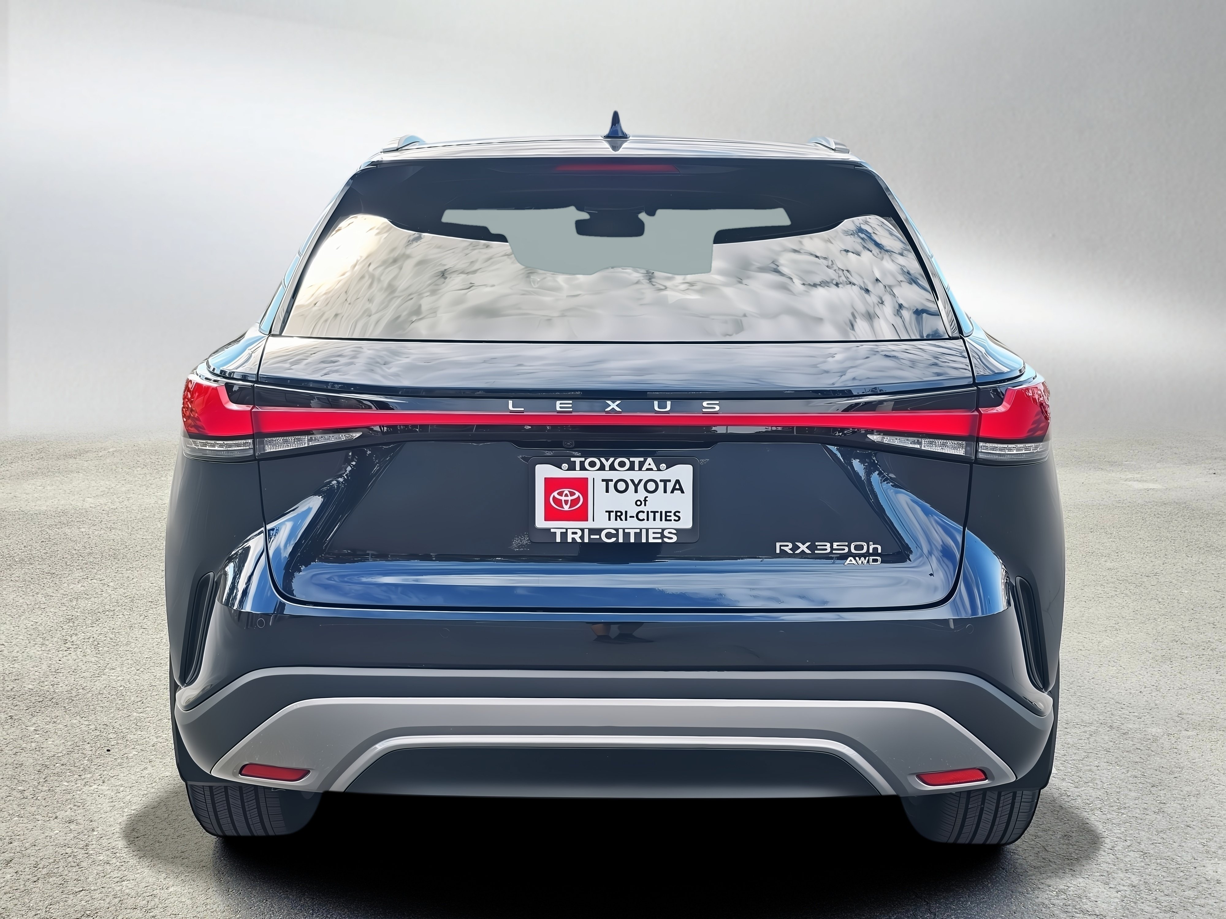 Used 2026 Lexus RX 350h w/ Convenience Package AWD/4WD image 4