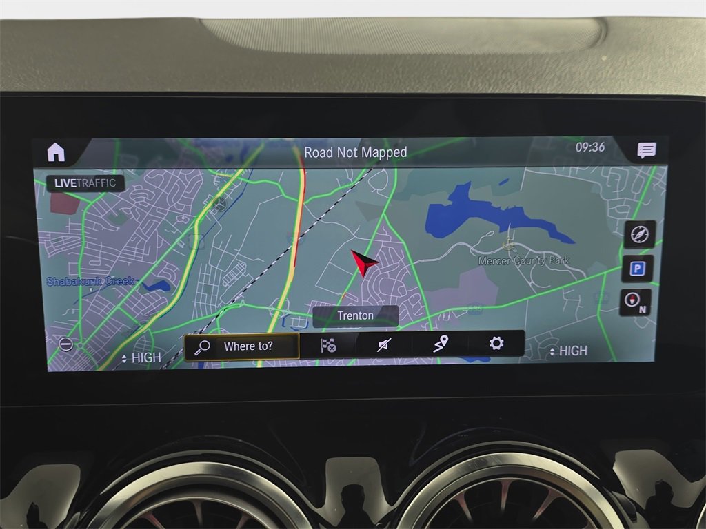 Used 2023 Mercedes-Benz GLA 45 AMG 4MATIC image 25