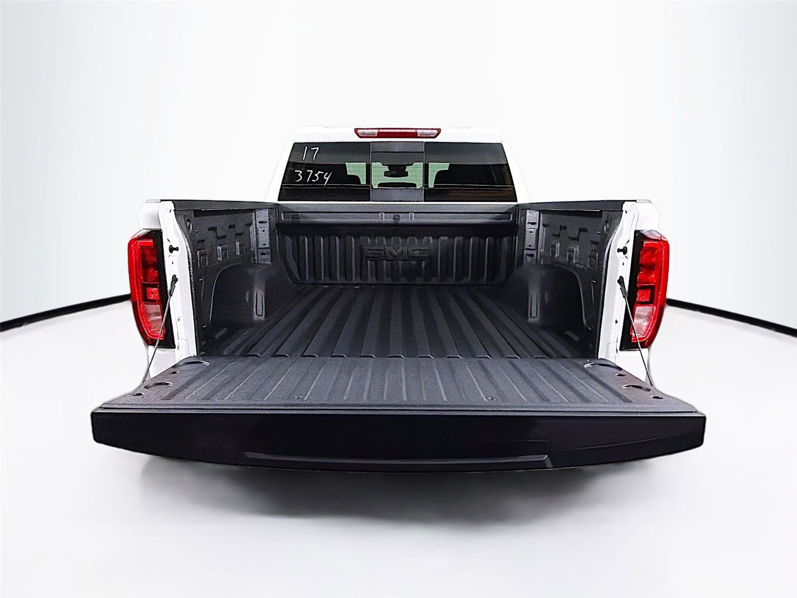 New 2026 GMC Sierra 1500 Elevation image 27