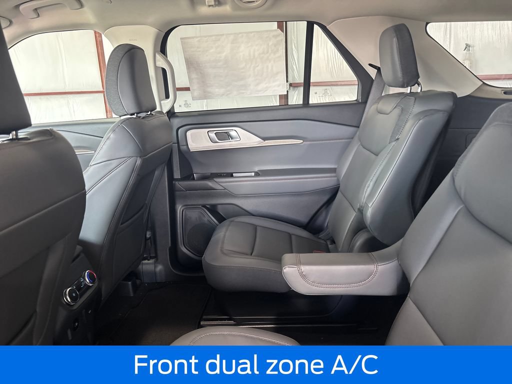 New 2026 Ford Explorer Active w/ Active Comfort Package RWD image 15