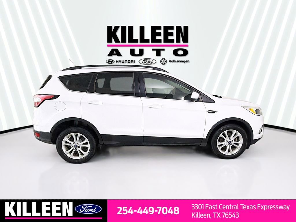 Used 2018 Ford Escape SE image 9