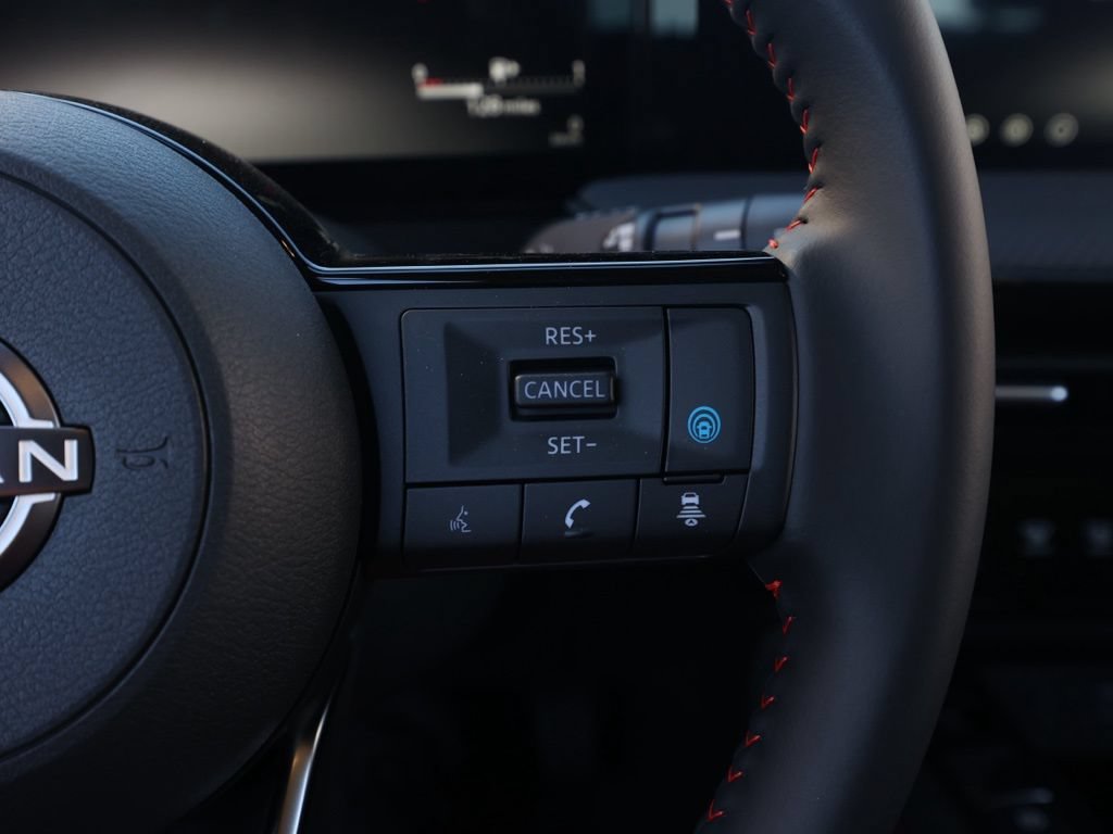 New 2026 Nissan Kicks SR FWD image 33