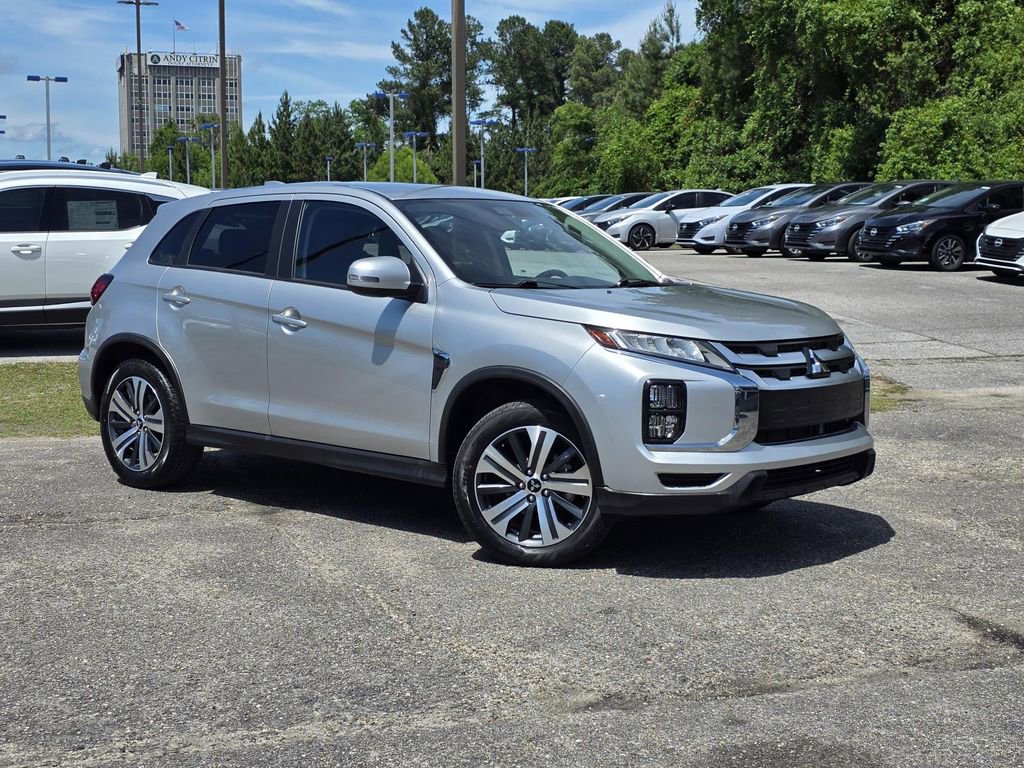 Used 2024 Mitsubishi Outlander Sport ES AWD/4WD image 2