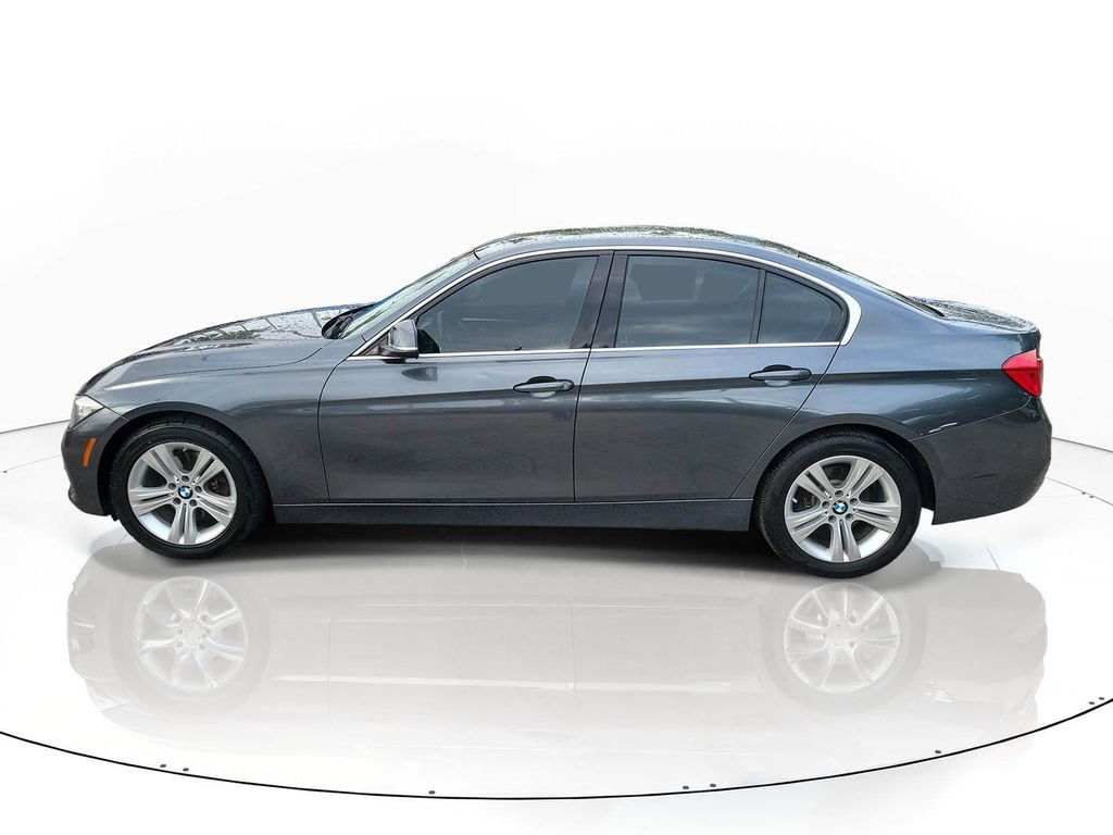 Used 2017 BMW 330i Sedan w/ Driver Assistance Package image 5