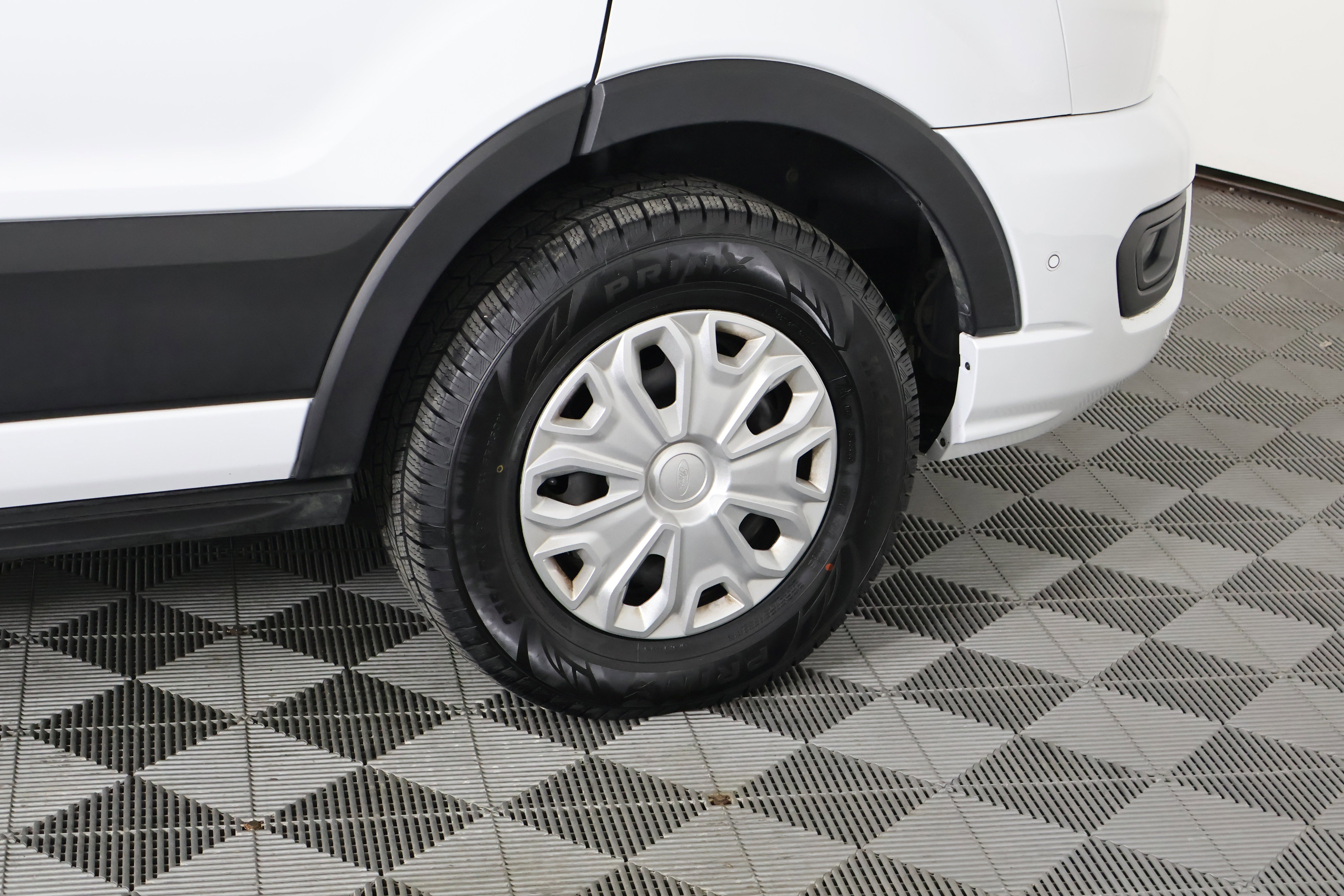 Used 2023 Ford Transit 350 XLT image 53