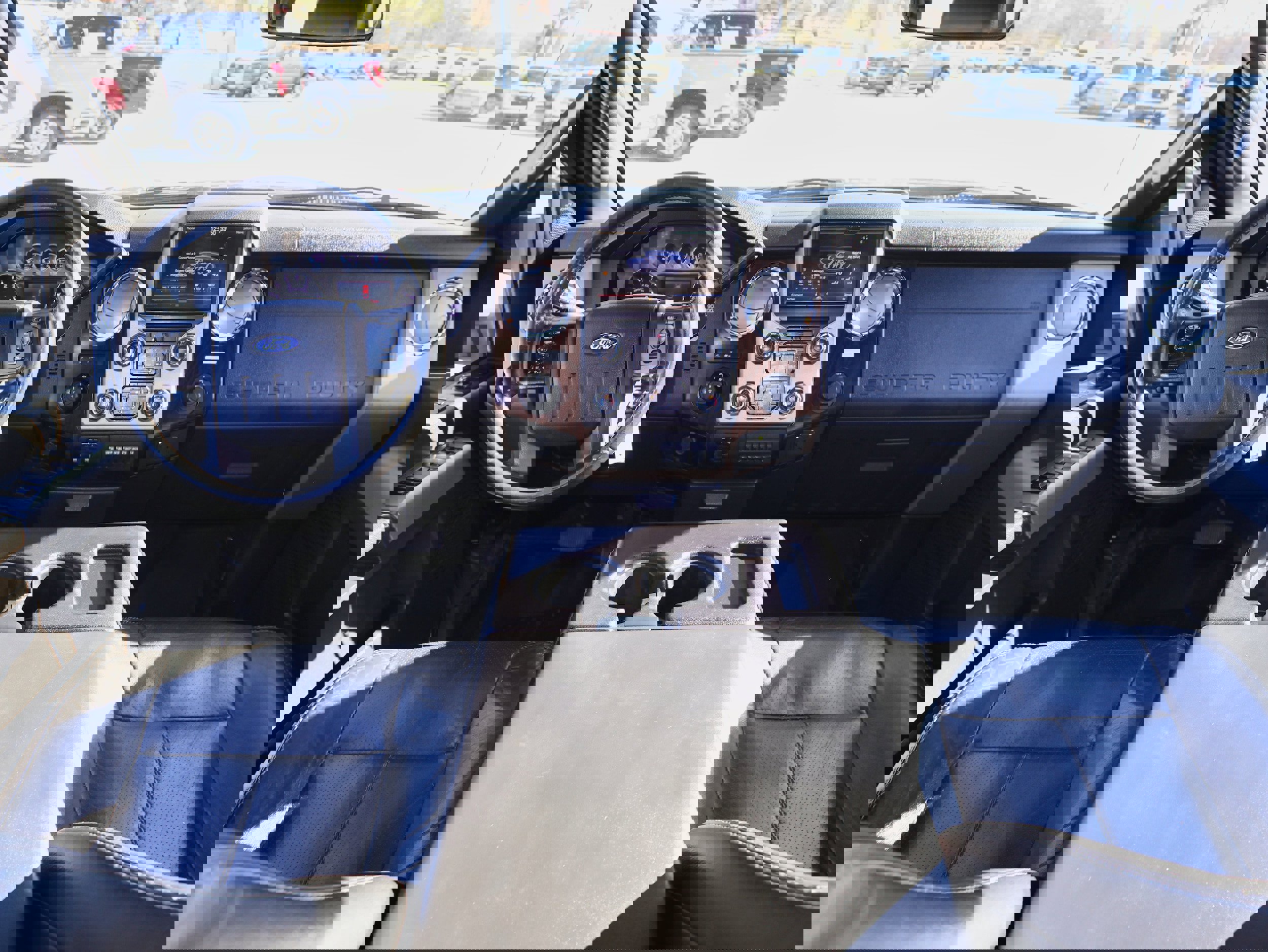 Used 2014 Ford F350 Lariat w/ Lariat Ultimate Package image 18