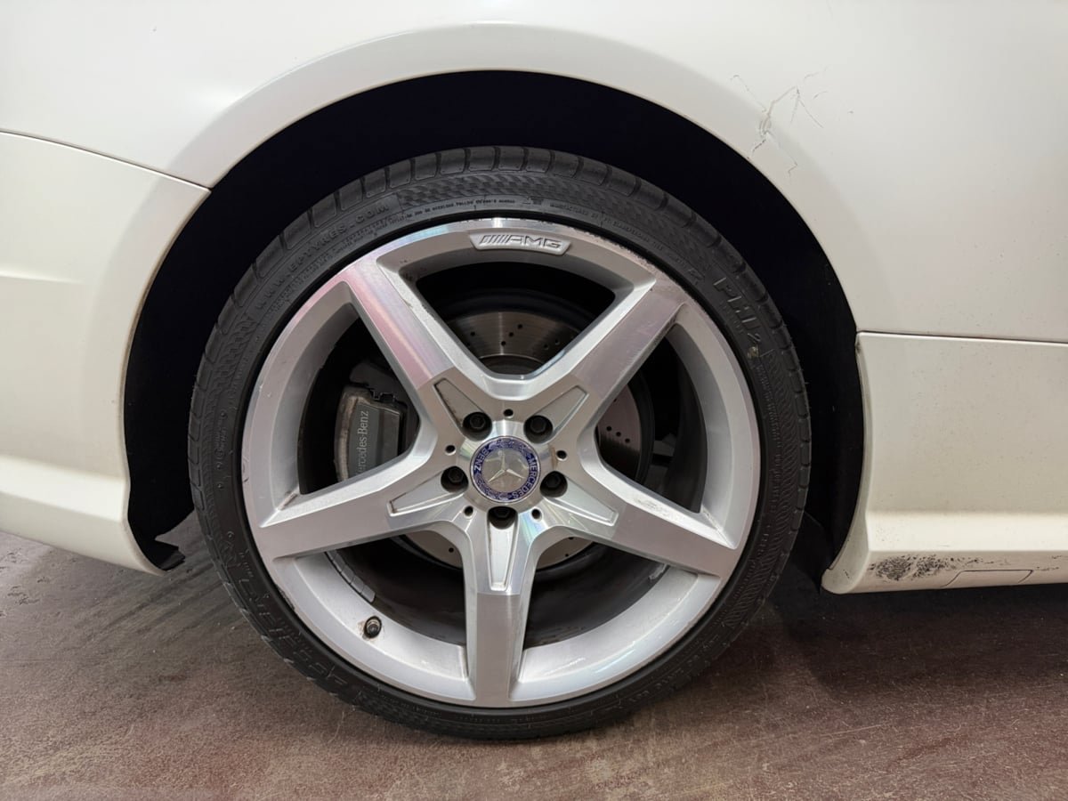 Used 2013 Mercedes-Benz SL 550 image 24