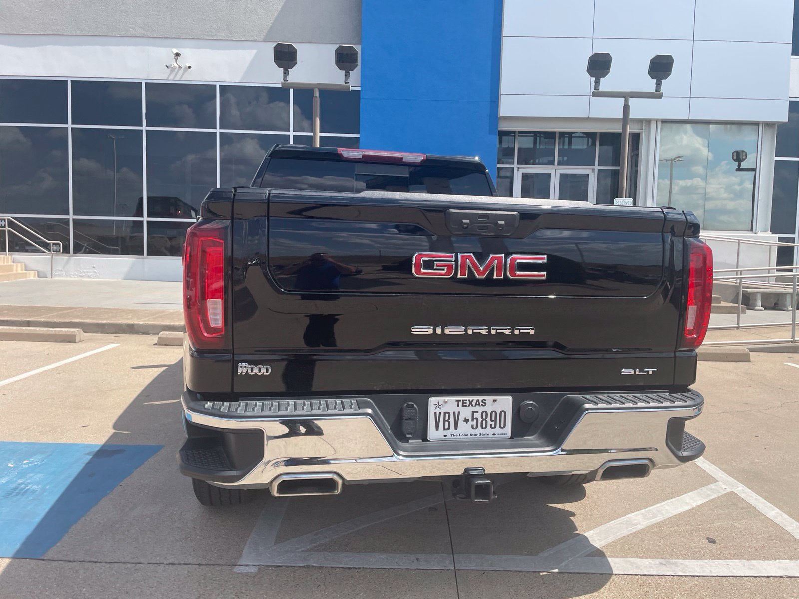 Used 2023 GMC Sierra 1500 SLT w/ SLT Premium Package AWD/4WD image 35