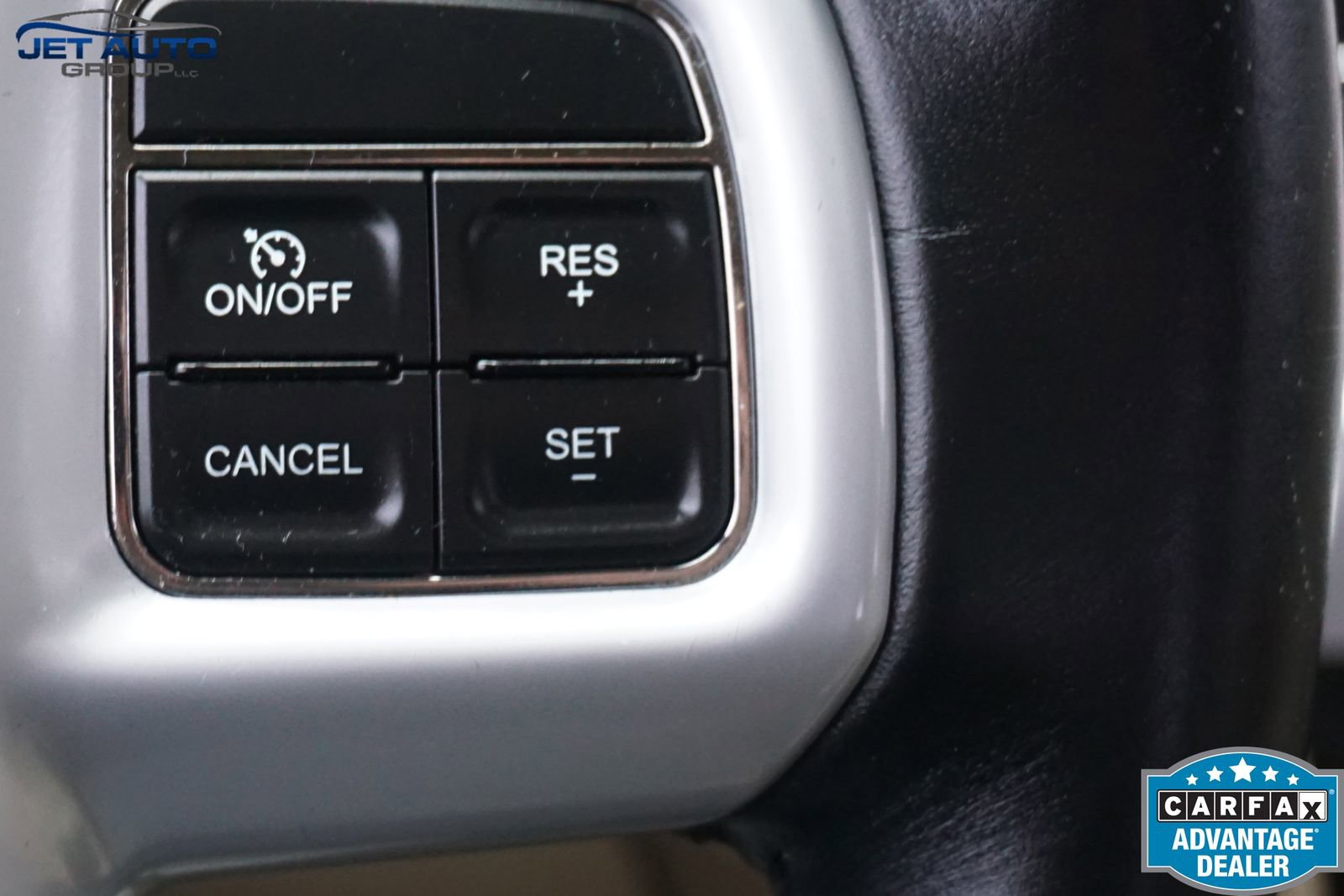 Used 2014 Chrysler 300 AWD w/ Driver Convenience Group image 41