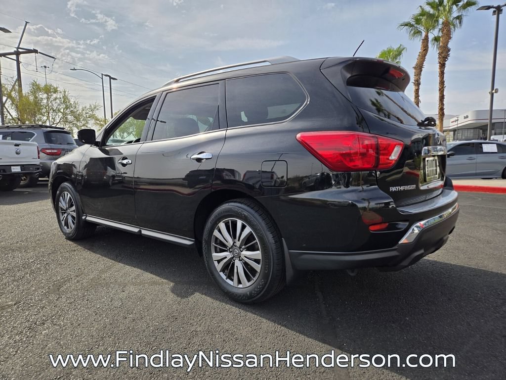 Used 2018 Nissan Pathfinder S FWD image 4