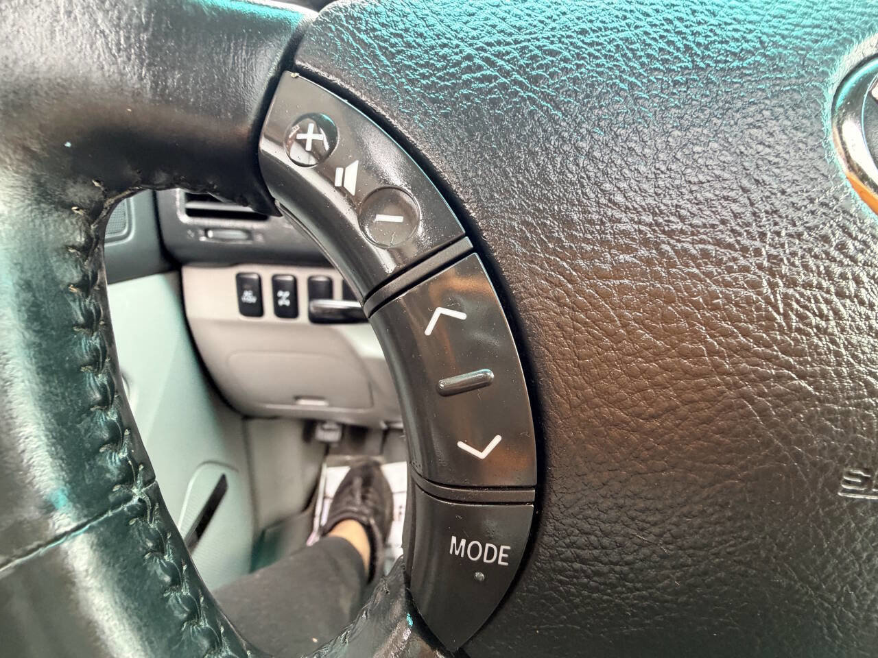 Used 2003 Toyota 4Runner Limited image 35