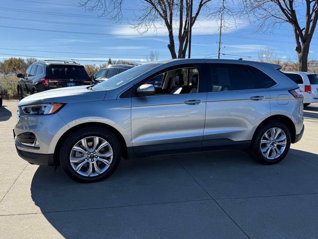 Used 2023 Ford Edge Titanium image 7