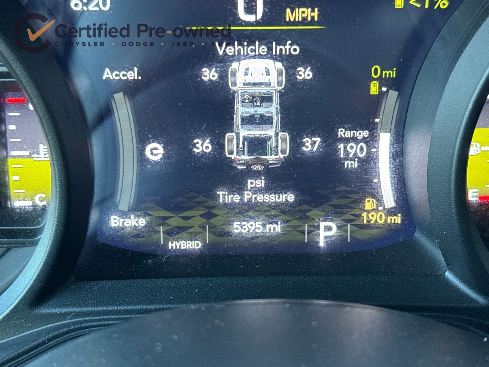 Used 2025 Jeep Wrangler Unlimited Sahara w/ Safety Group image 28