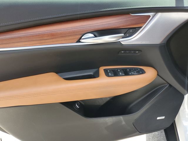 Certified 2023 Cadillac XT5 Premium Luxury FWD image 21