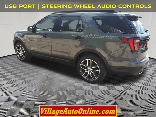 Used 2018 Ford Explorer Sport AWD/4WD image 2