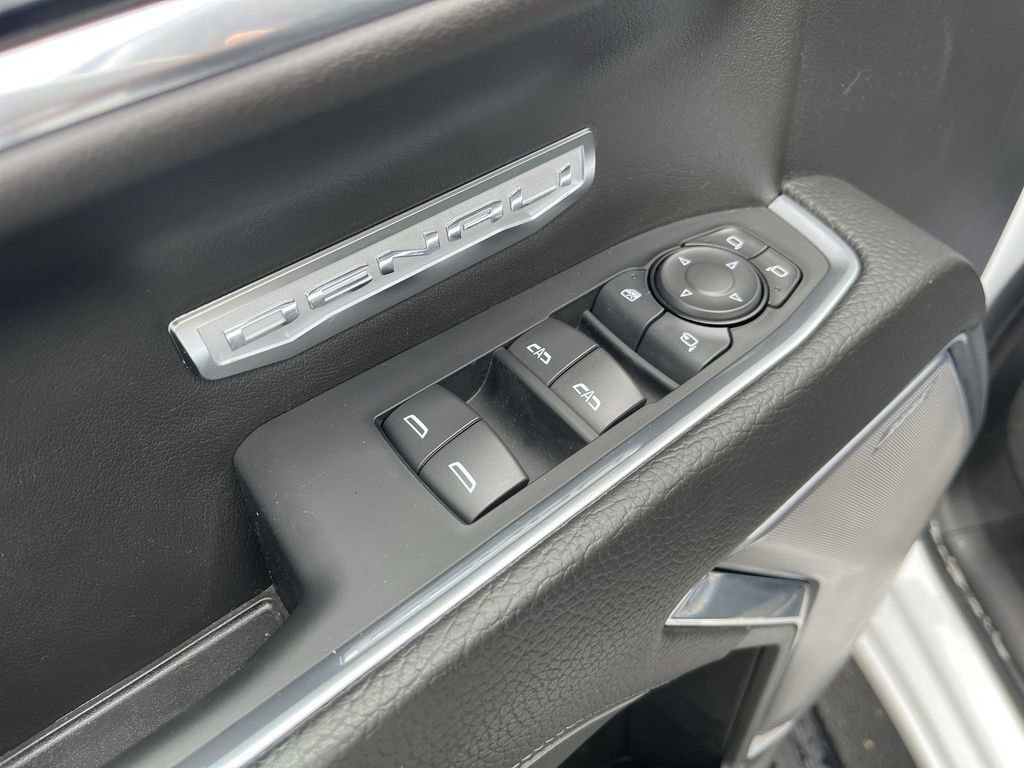 Used 2024 GMC Sierra 1500 Denali w/ Denali Reserve Package image 13