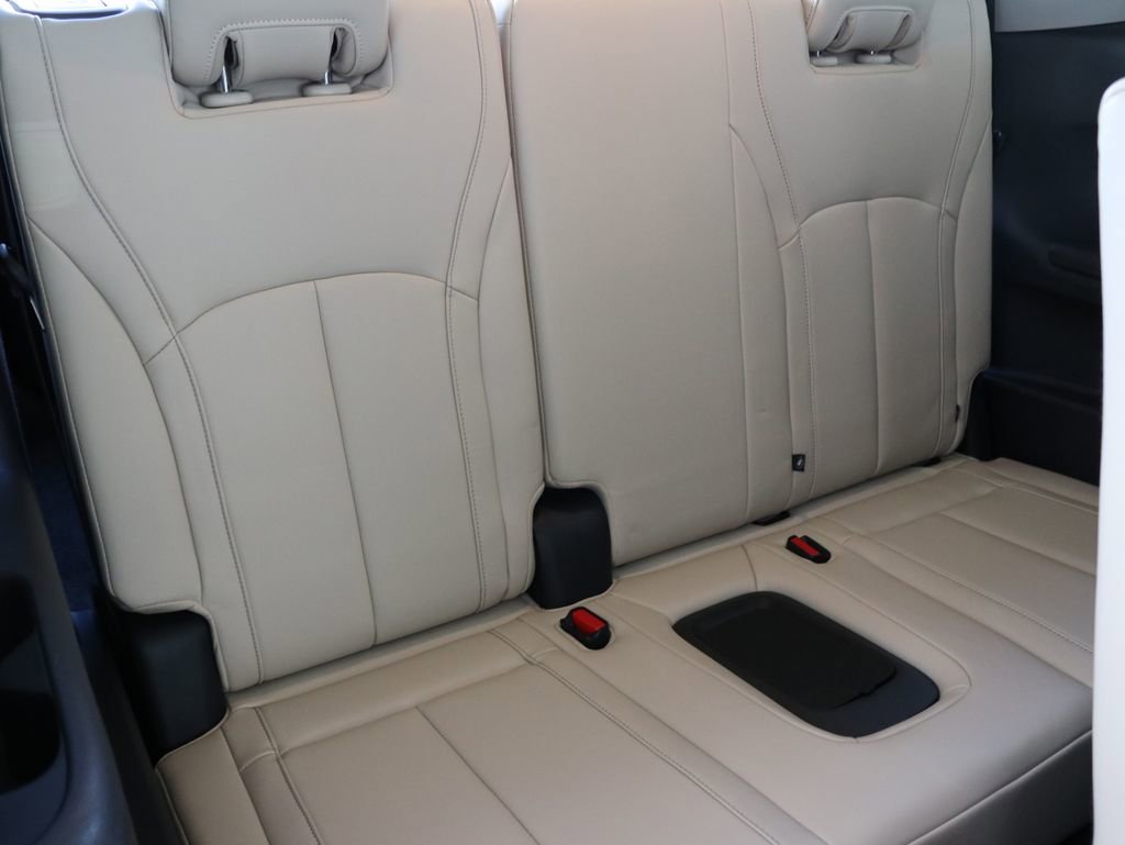 Certified 2025 INFINITI QX60 Sensory w/ Vision Package AWD/4WD image 40