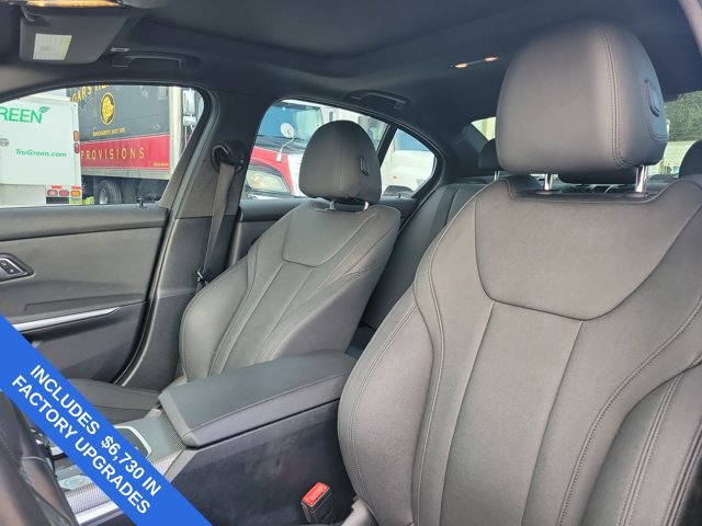 Used 2020 BMW 330i Sedan w/ M Sport Package RWD image 20